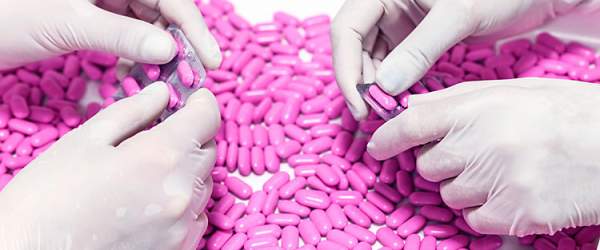 Hrozí výpadky dodávek léků z Číny